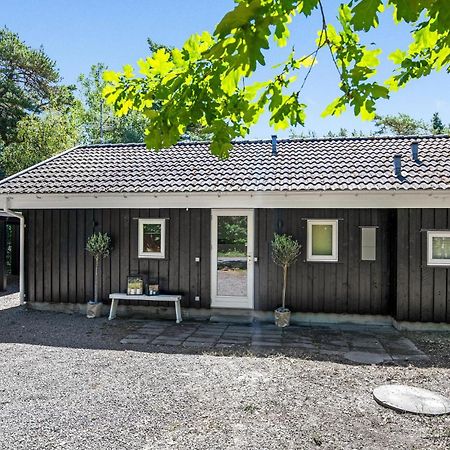 Awesome Home In Nexo With Sauna Snogebaek Exterior photo