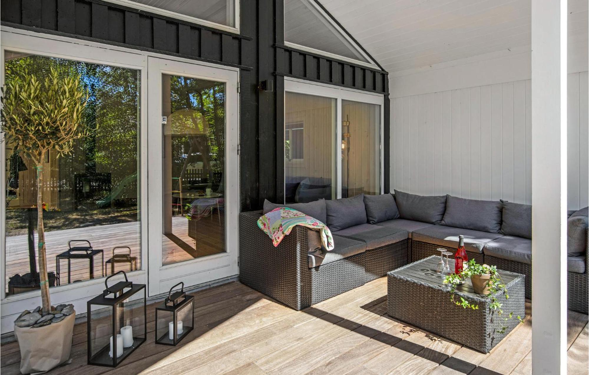 Awesome Home In Nexo With Sauna Snogebaek Exterior photo